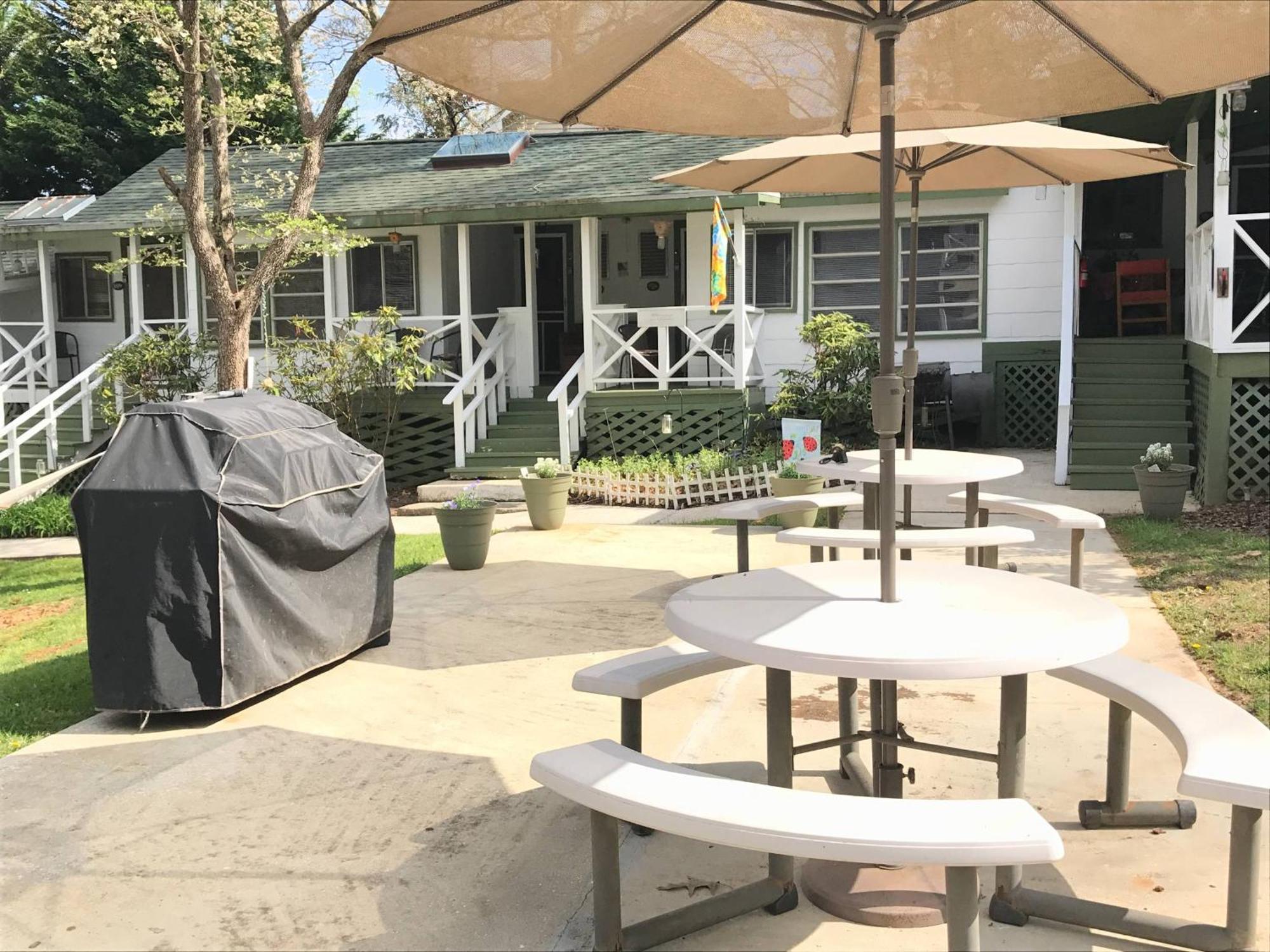 הנדרסונוויל Mountain Lake Cottages מראה חיצוני תמונה