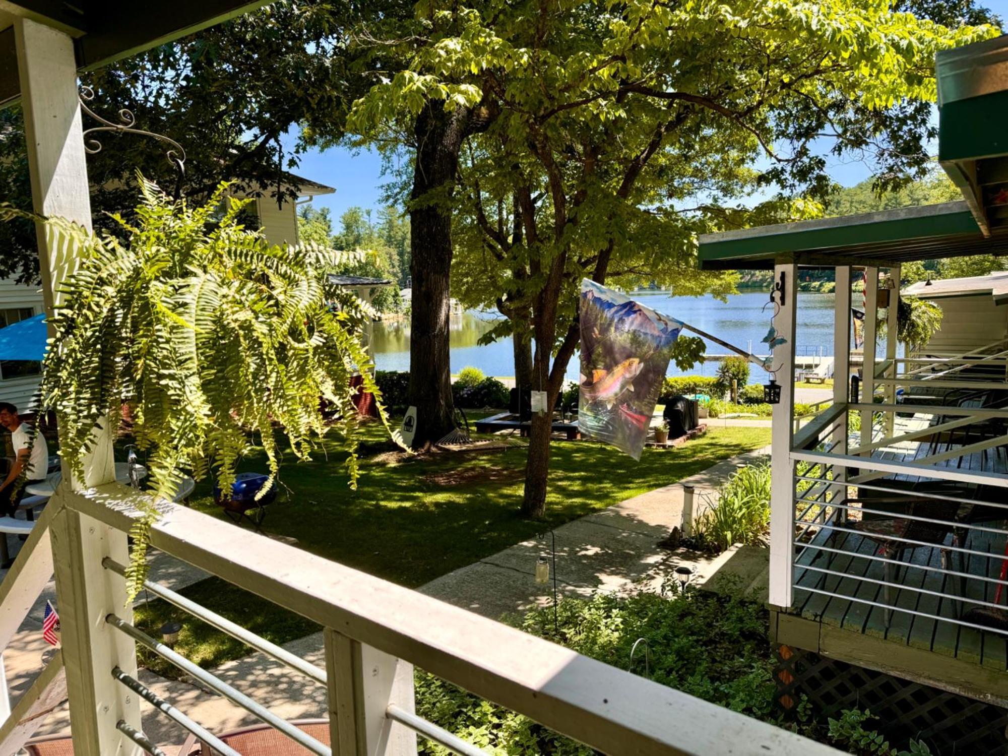הנדרסונוויל Mountain Lake Cottages מראה חיצוני תמונה