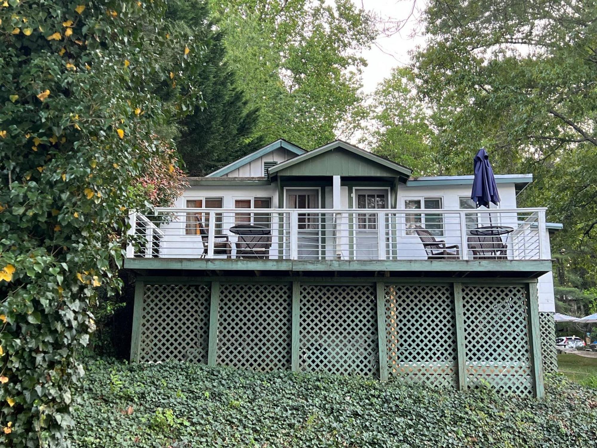 הנדרסונוויל Mountain Lake Cottages מראה חיצוני תמונה