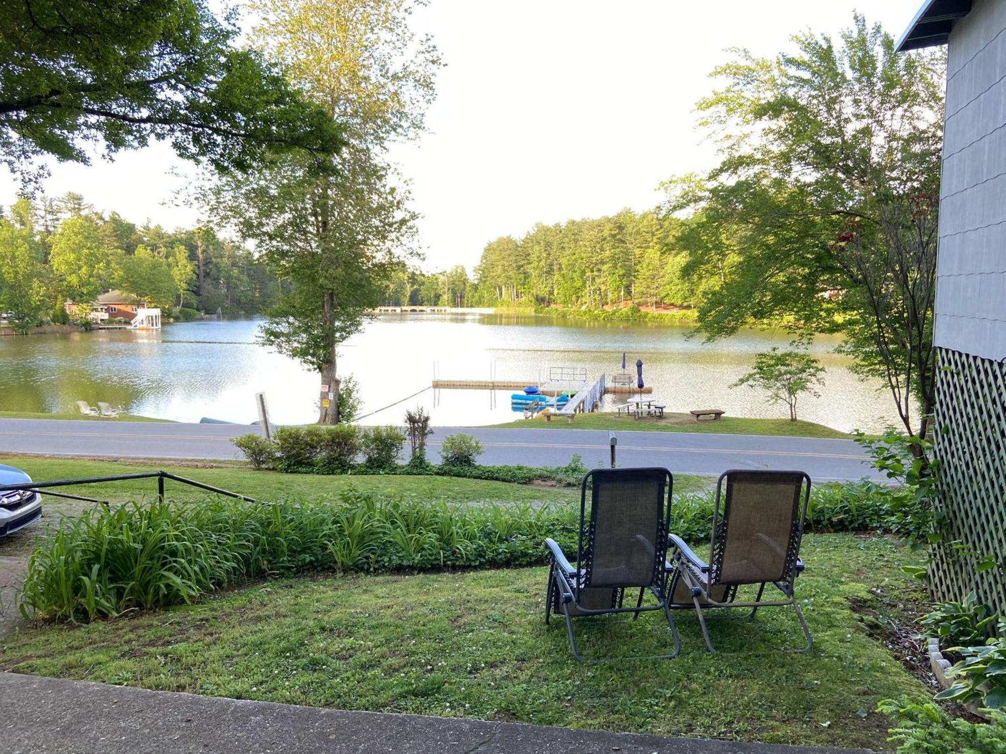 הנדרסונוויל Mountain Lake Cottages מראה חיצוני תמונה